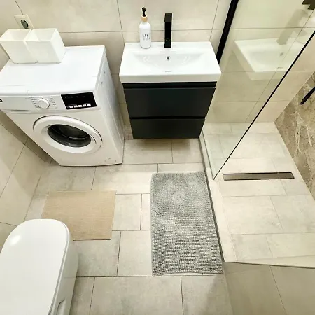 K16 Spacious 2br Apartamento *