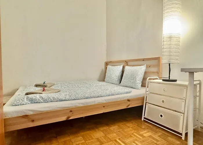 K16 Spacious 2br Apartment