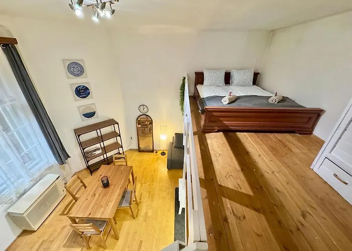 K16 Spacious 2br Apartment